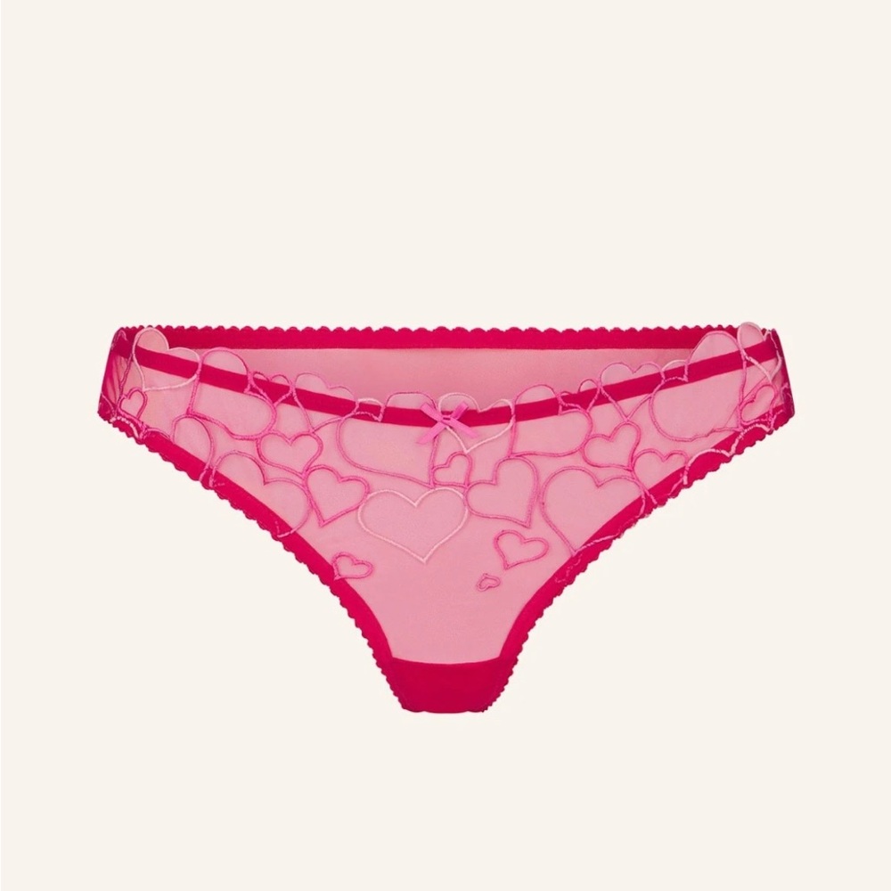 Sheer Heart-Embroidered tulle thong
